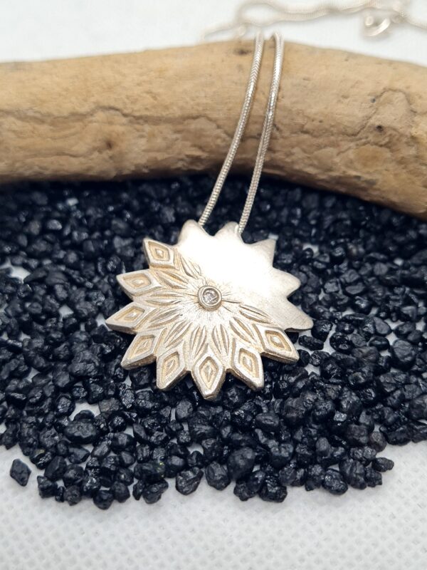 Silberanhänger "Blume"
