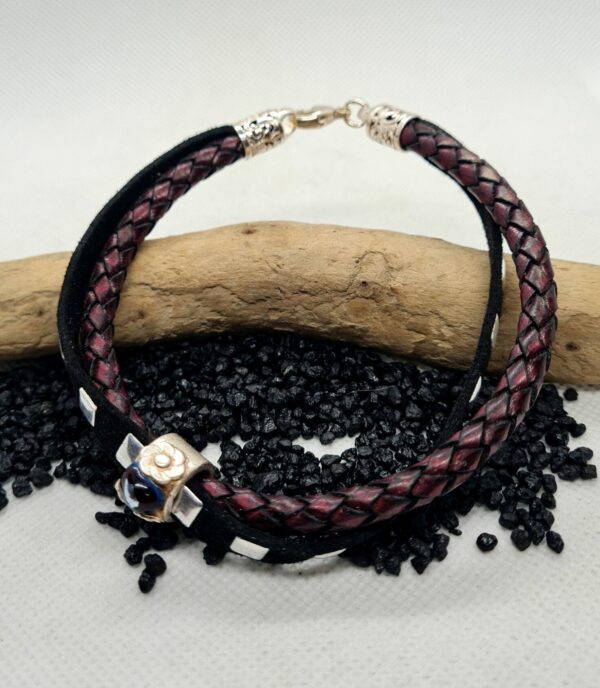 Leder-Armband "Blume mit Glascabochon"