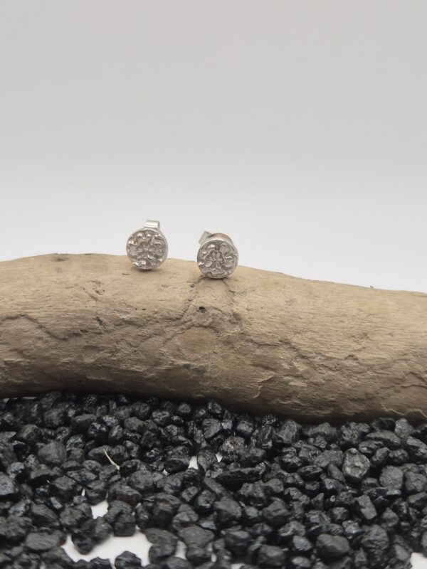 Ohrstecker "Mini-Blume"